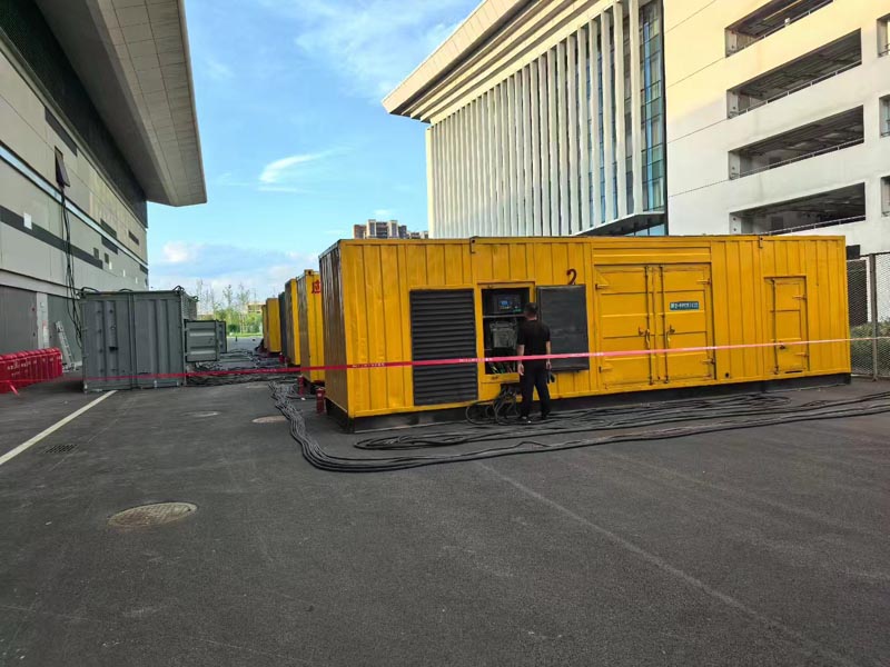 康县柴油发电机冬季保养注意事项？